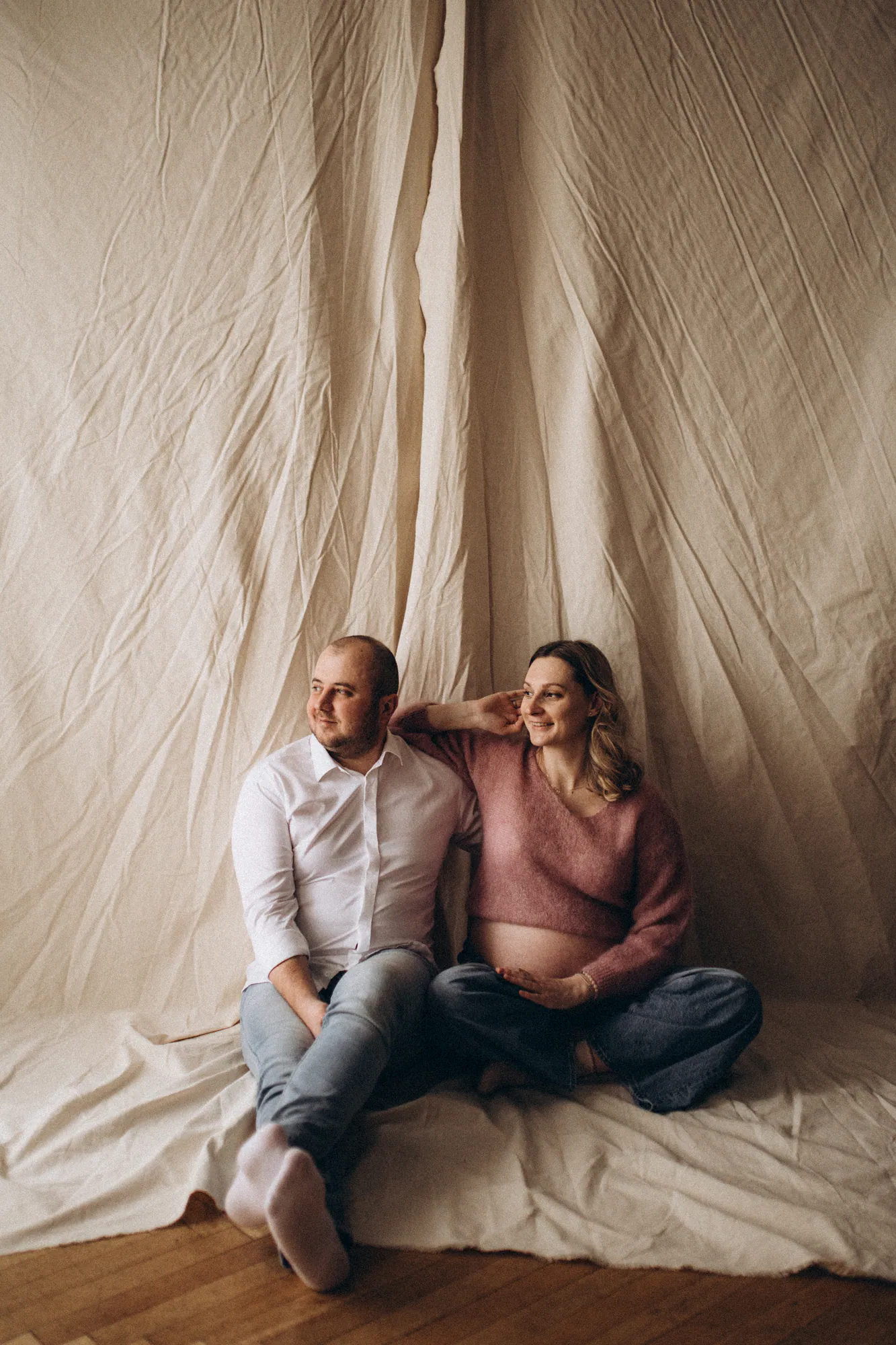 Kinga i Mateusz - sesja ciążowa w studio, kadr 22