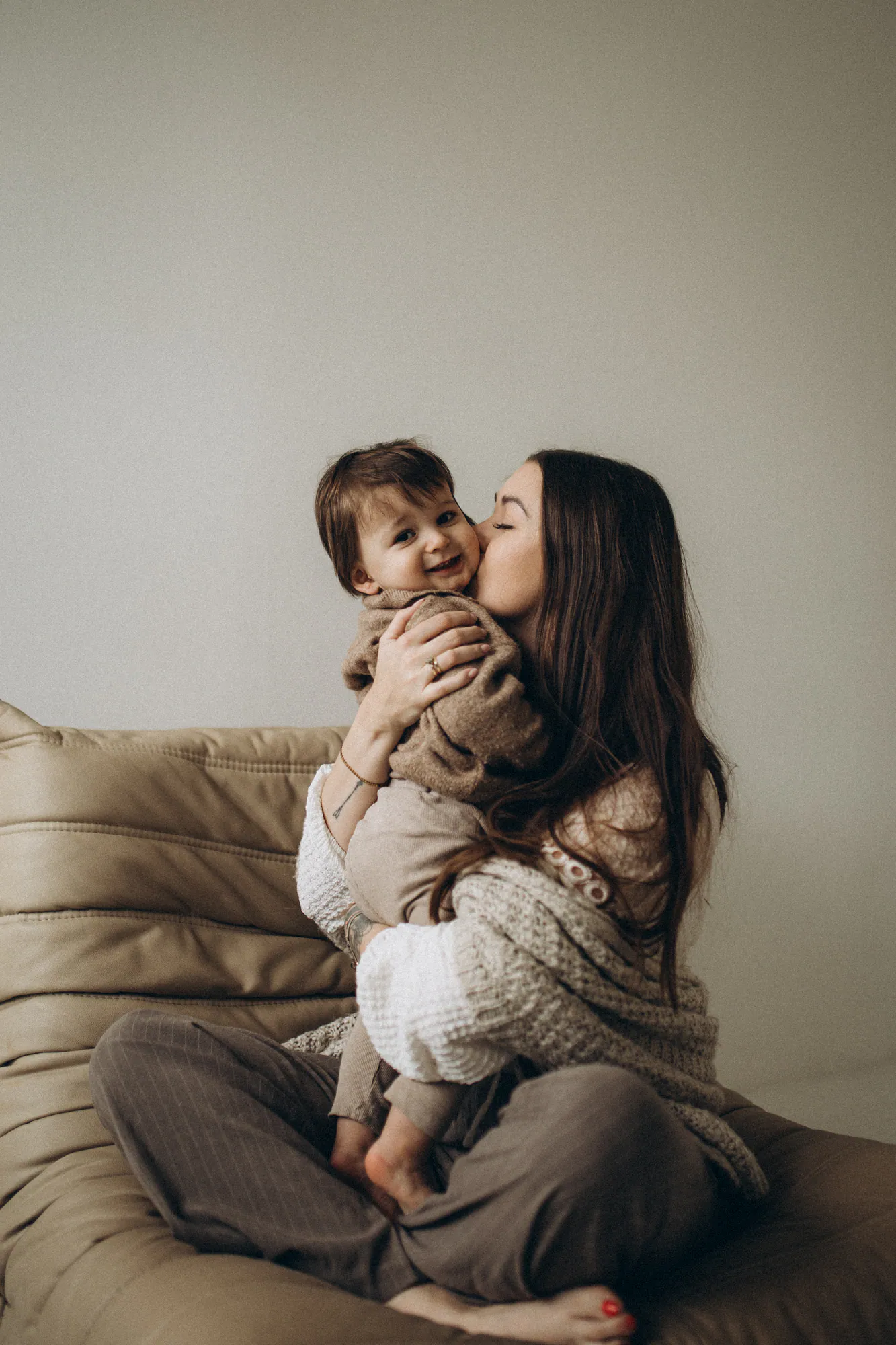 Patrycja i Teoś - sesja rodzinna, mama z synkiem, kadr 16
